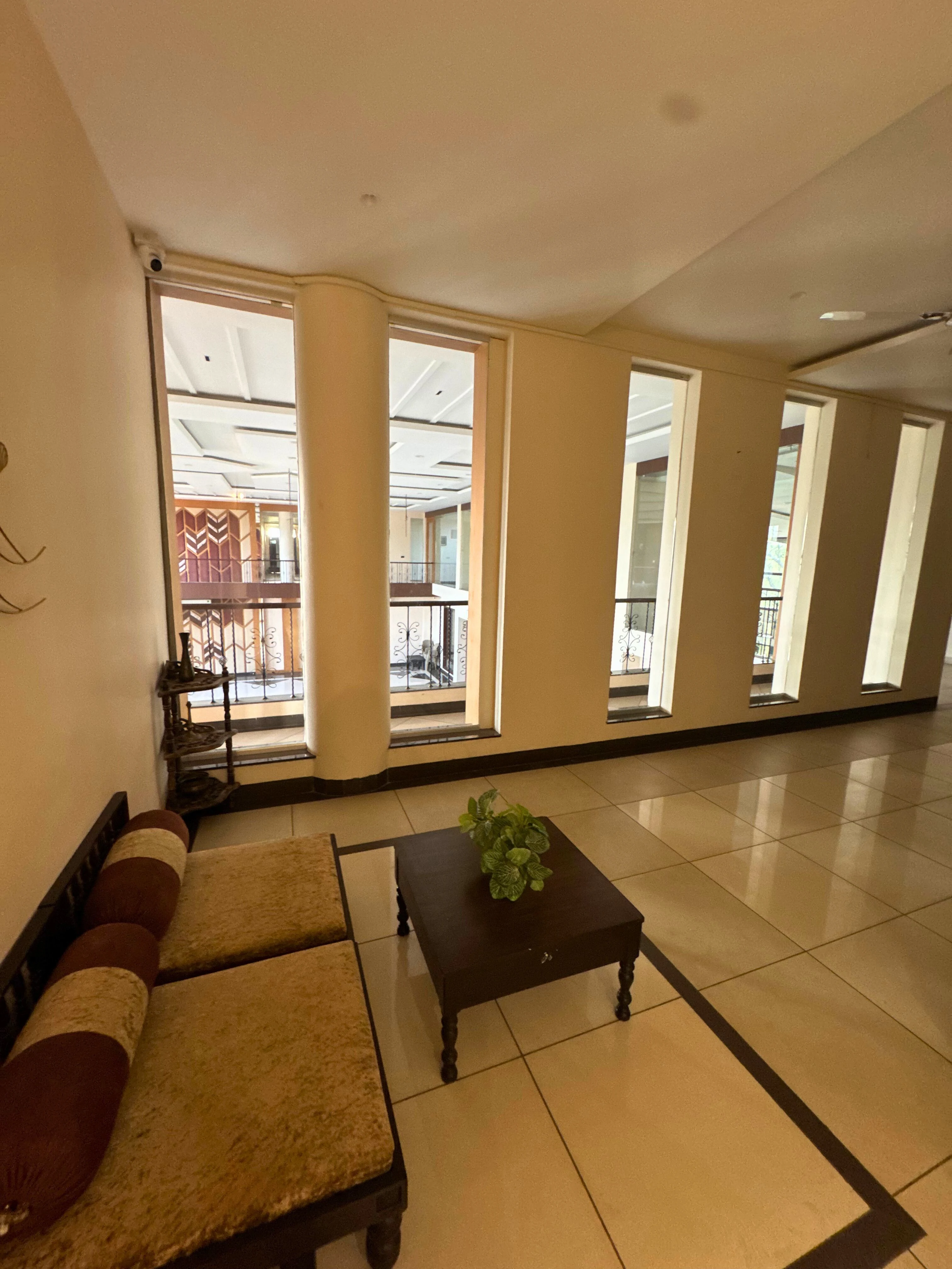 Sarai gallery image 14