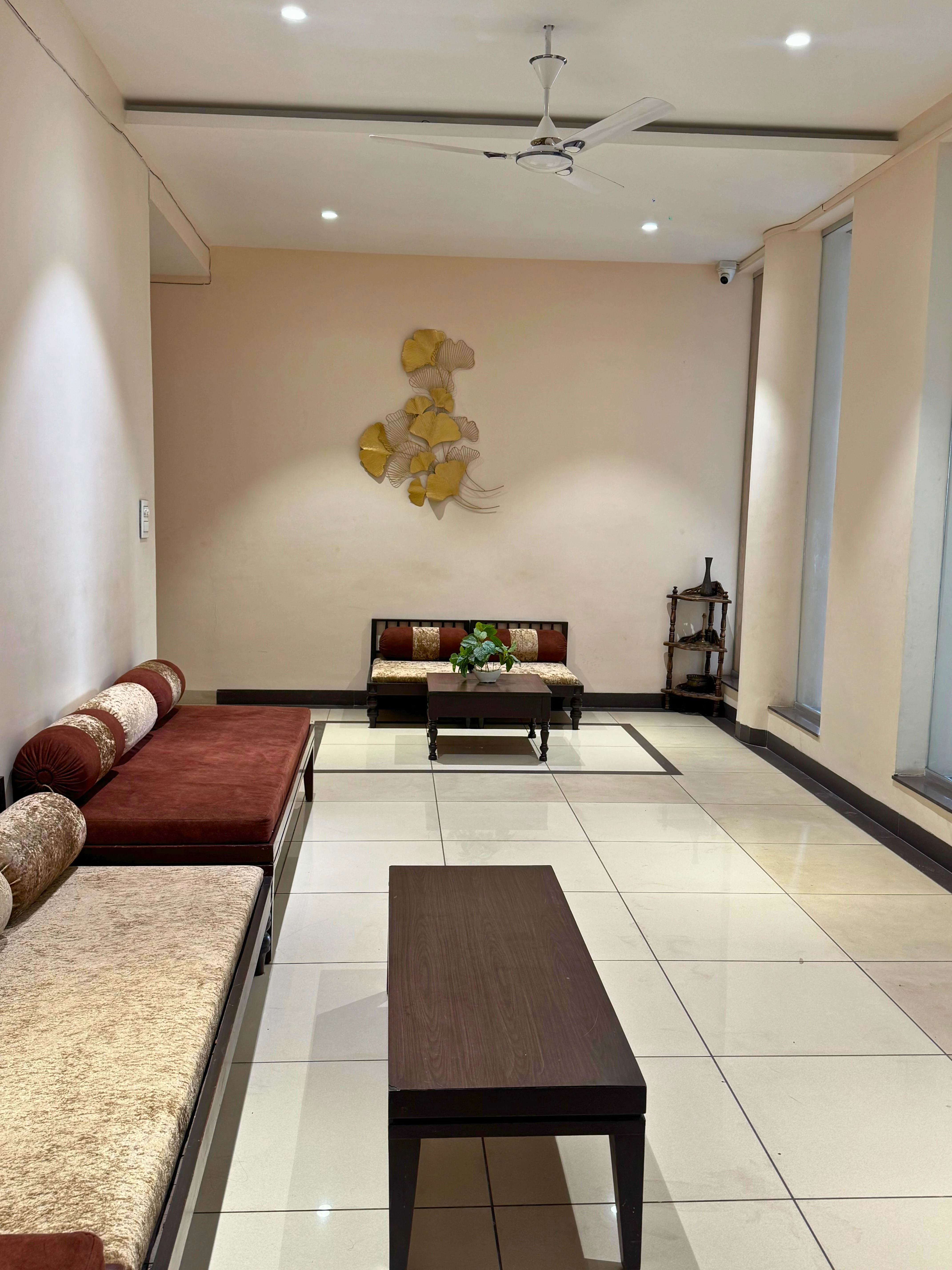 Sarai gallery image 16